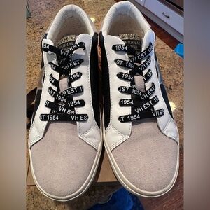 Vintage Havana White and Gray Sneakers